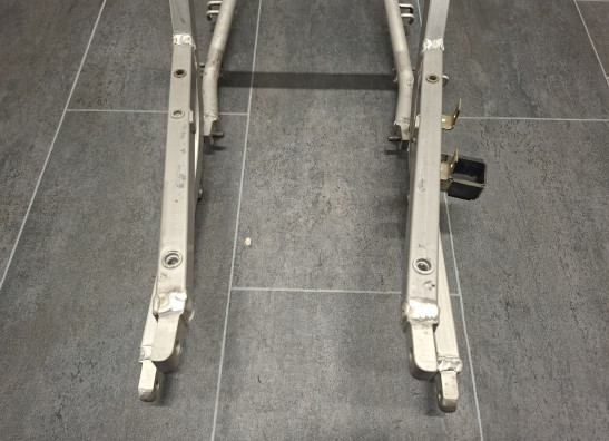 Achtersubframe Suzuki GSX R 750