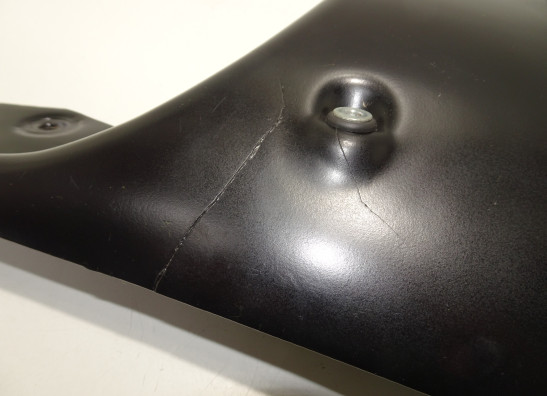 Cowl lower right Suzuki GS 500 E