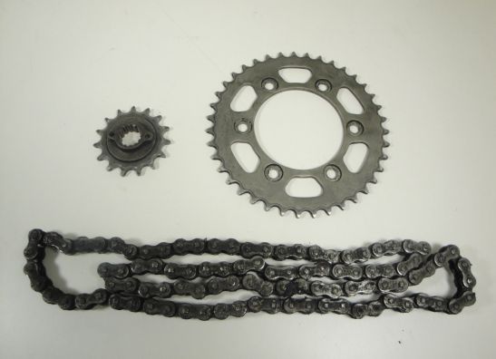 Ketting en tandwielset Ducati monster 900