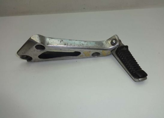 Fussrastetrager vorne links Suzuki GR 650
