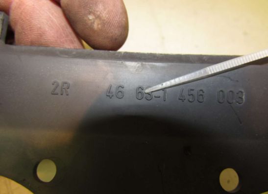 Topkuip verbinding onder BMW K 100