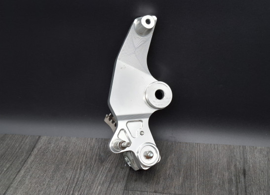 Fussrastetrager vorne links Caballero - Fantic Deluxe 125