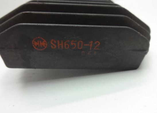 Regulator rectifier  Yamaha FAZER 600