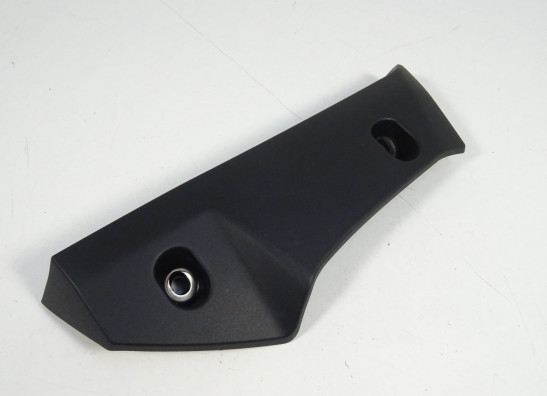 Cowl right small Suzuki GSR 600