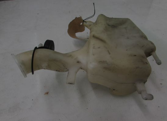 Radiator reserve tank  Honda CBR 900 RR