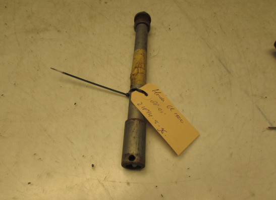 Axle front Honda Goldwing GL