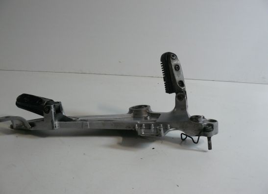 Fussrastetrager vorne rechts Aprilia Mana 850