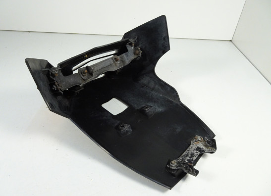 Cowl under KTM 125 Duke