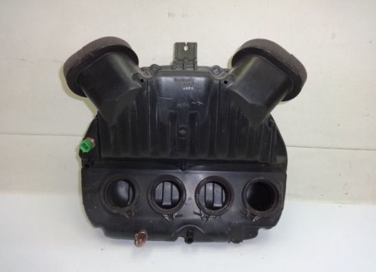 Air cleaner case Suzuki GSX R 1000