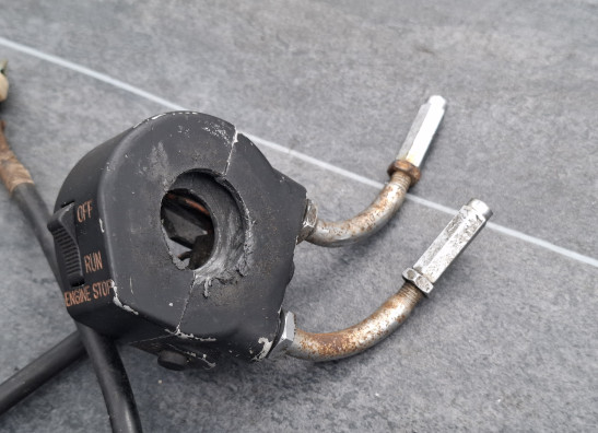 Handlebar switch assy right Suzuki GT 250