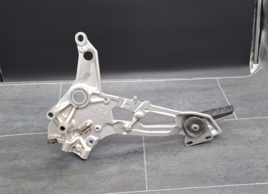 Main step holder right BMW F 900 XR