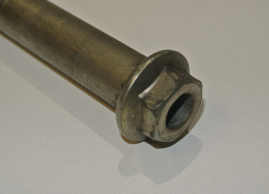 Rear axle Kawasaki Z 750