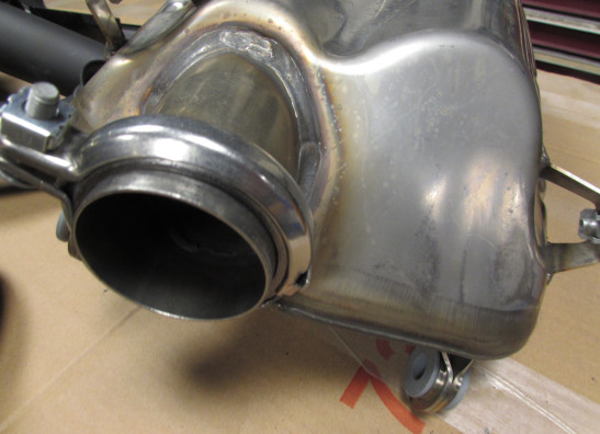 Uitlaatbochten Husqvarna Svartpilen 701