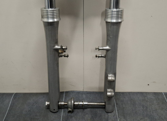 Voorpoten compleet Suzuki VS 1400 Intruder