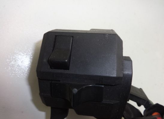 Handlebar switch assy left Kawasaki GPZ 900