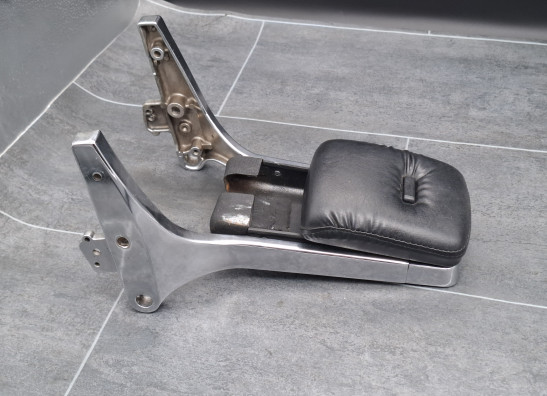 Rugsteun sissybar Suzuki VS 1400 Intruder