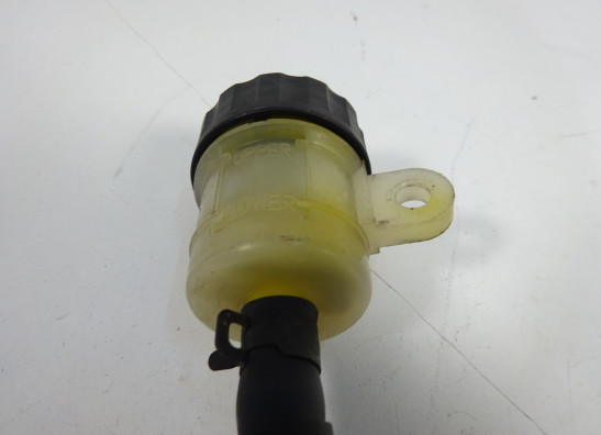 Rempomp achter Yamaha XTX 660