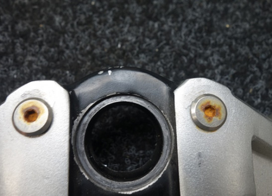 Kroonplaat Benelli TNT 1130 cafe racer