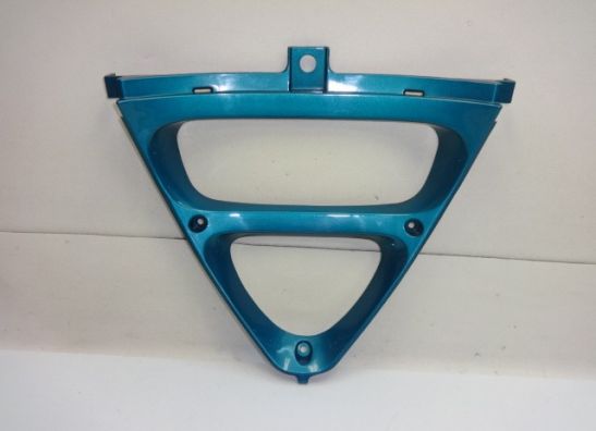 Cowl V shape under Kawasaki ZZR 600