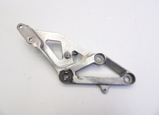 Fussrastetrager vorne rechts Suzuki GSX R 750