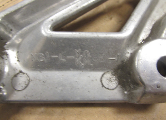 Duo voetsteun links Honda VT 700 750