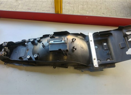 Achterspatbord Kawasaki GTR 1400