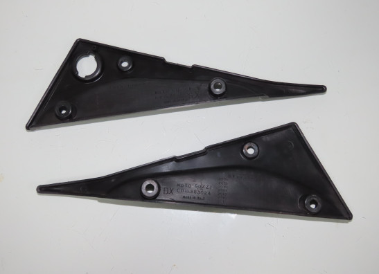 Rechter zijkuip klein Moto Guzzi Stelvio