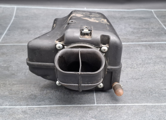 Air cleaner case Suzuki VZ 800 marauder