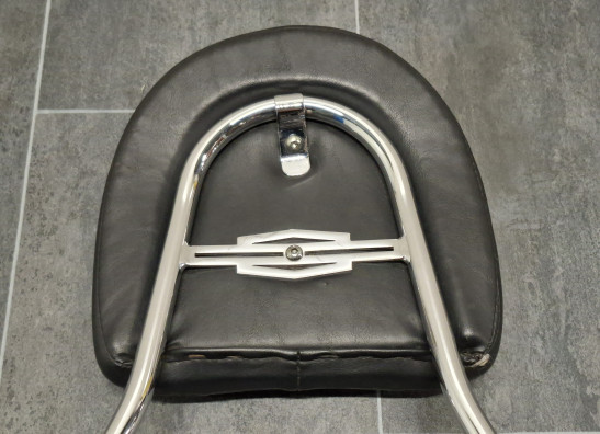 Rugsteun sissybar Harley Davidson FLSTN Deluxe