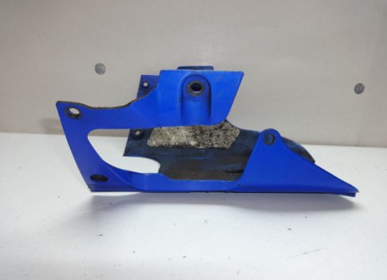 Cowl under Suzuki GSX R 750