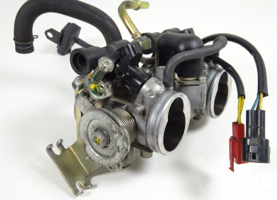 Gasklephuis Suzuki Burgman 650