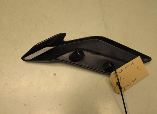 Seitenverkleidung rechts klein Yamaha Tracer 900
