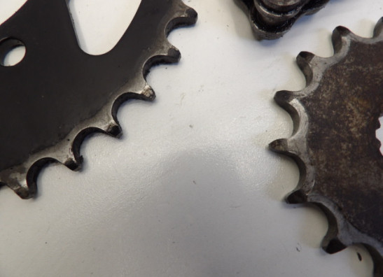 Chain and sprocket kit Suzuki GS 500 E