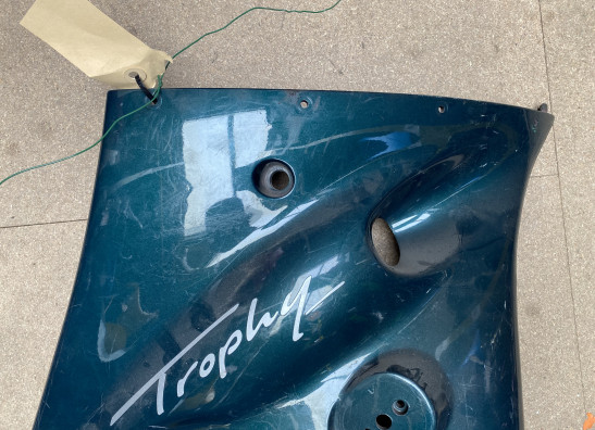 Cowl right Triumph Trophy 900