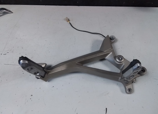 Fussraste rechts Aprilia Shiver 750