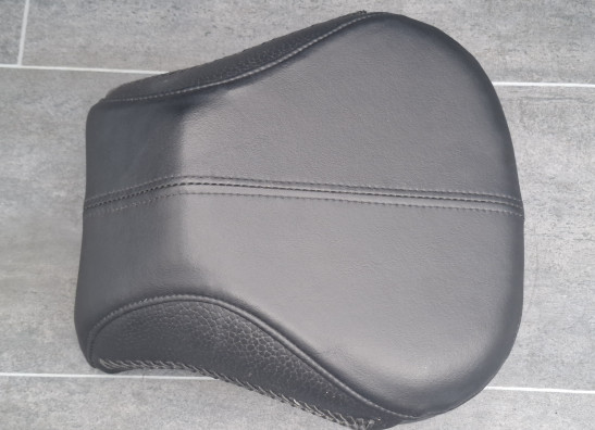 Zadel Harley Davidson FLSTN Deluxe