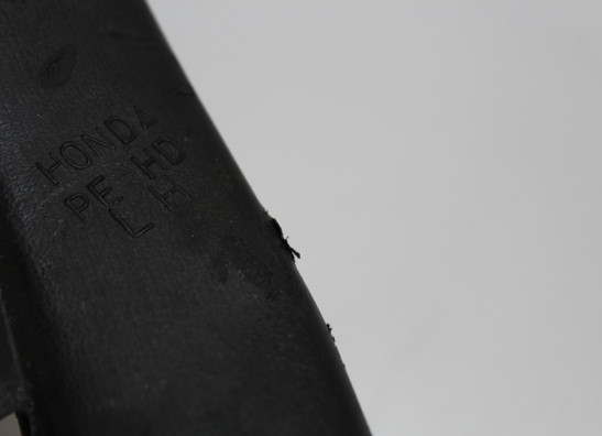 Air intake left Honda RVF 750 R - RC45