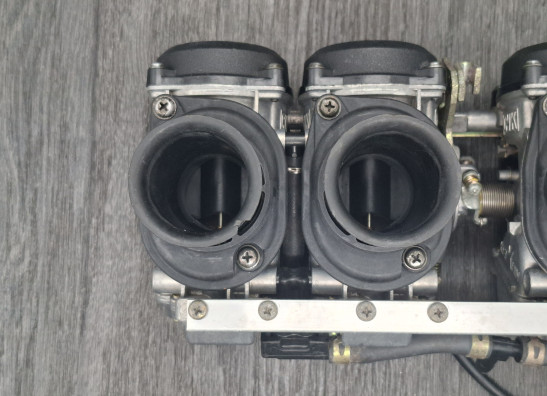 Carburateurset Yamaha FZR 600