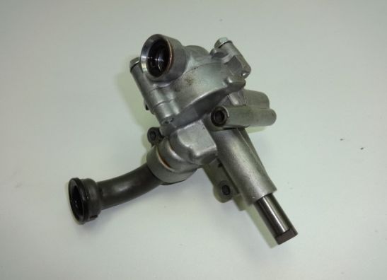 Oliepomp Honda VF 700  750 Supermagna