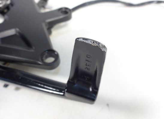 Fussrastetrager vorne rechts Kawasaki ZX 10 R