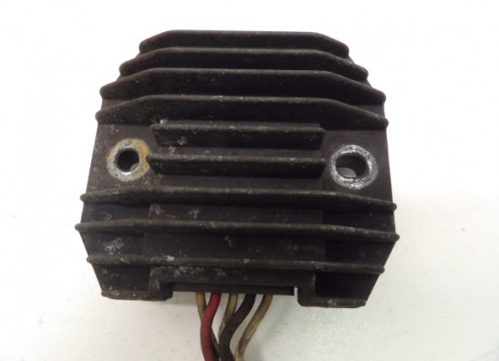 Spanningsregelaar Yamaha FAZER 600