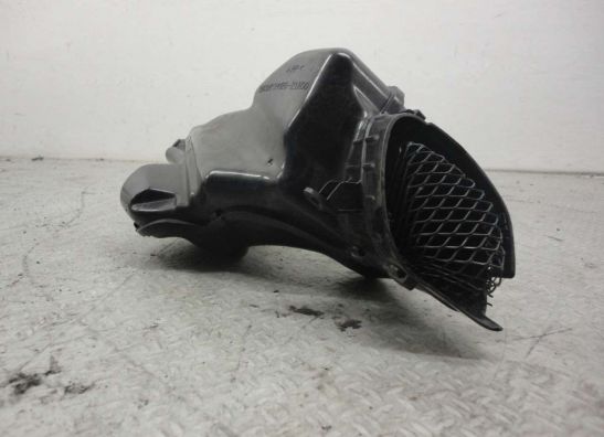 Rechter luchtbuis Suzuki GSX R 1000