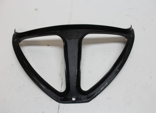 Cowl V shape under Suzuki GSX 1100 EF ES
