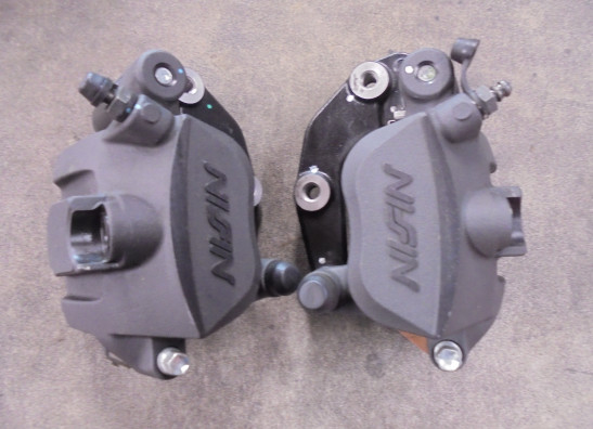 Brake calipers front Kawasaki Z 650