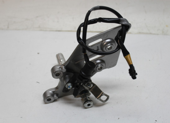 Fussrastetrager vorne rechts Yamaha MT 09