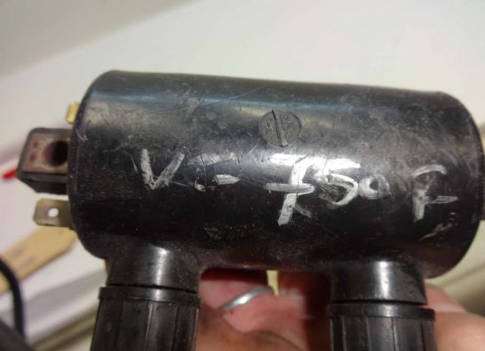 Ignition Coil Honda VF 700  750 F