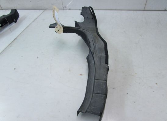 Cowl upper right Kawasaki GPZ 1000