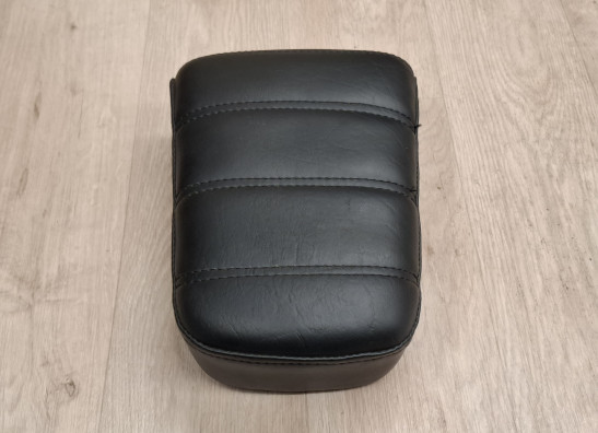 Buddy seat Suzuki LS 650