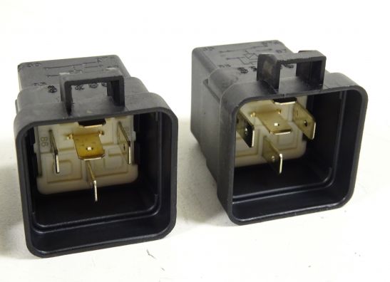 Relais unit Ducati ST3