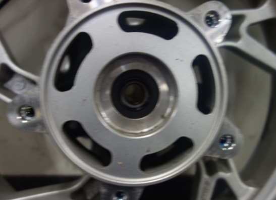 Front Wheel Suzuki Burgman 400